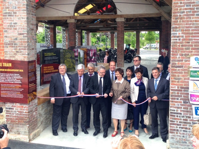 Fin des travaux du pôle d'échanges multimodal et inauguration de la halle en Gare d'Epernon